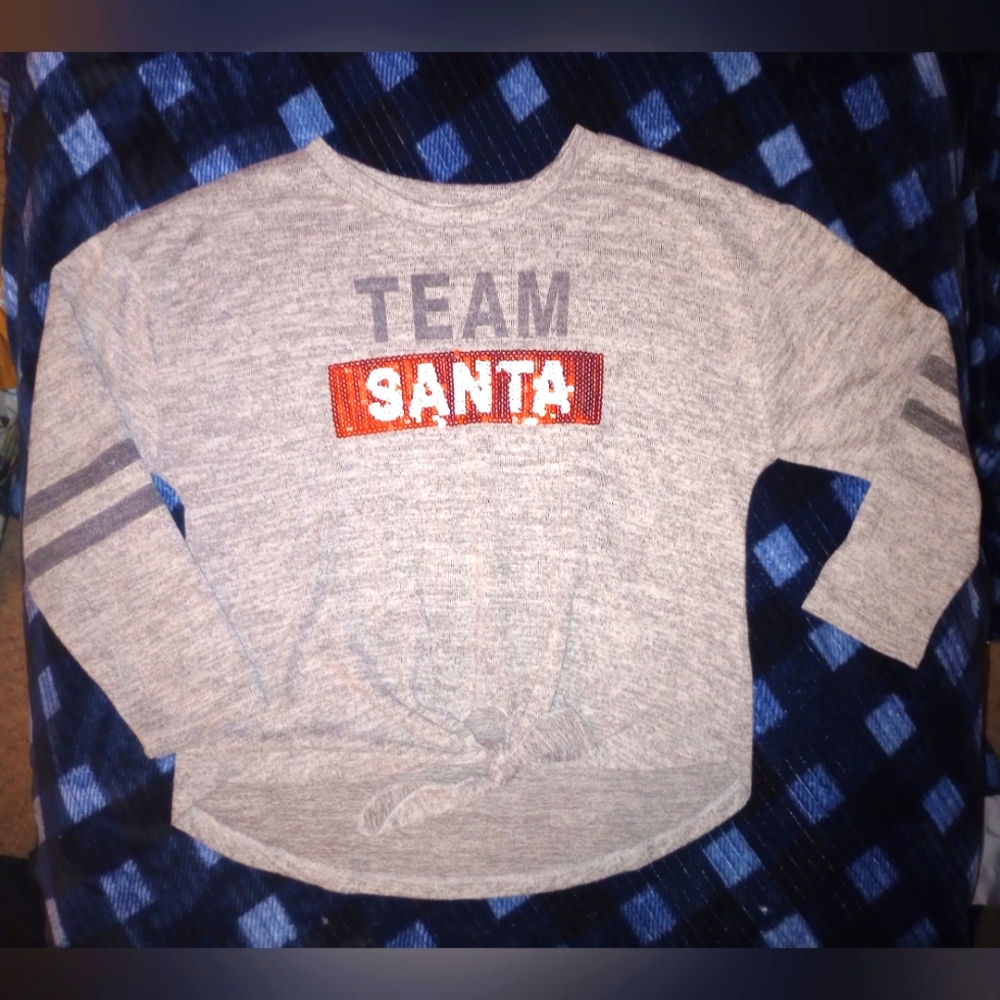 💸5/$25 Beautees Santa Sweater